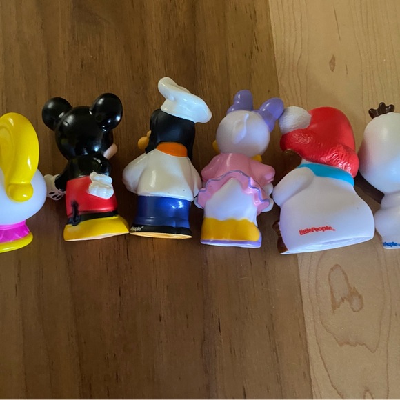 6 Fisher Price Disney Snowman Mickey Goofy Olaf Daisy Ms Potts Figurine Toys - Picture 12 of 12